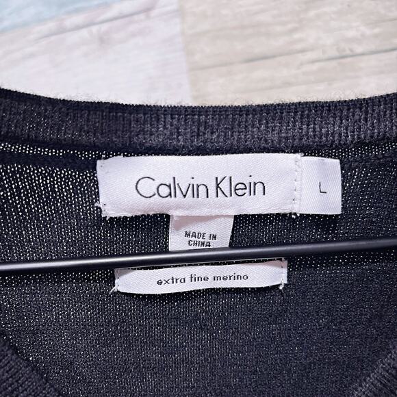 Calvin Klein 100% Extra Fine Merino Wool V Neck Sweater Black Mens Large - Picture 5 of 6